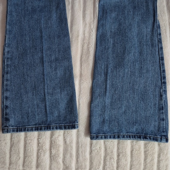 CRUEL GIRL, LOW RISE, SLIM, WOMENS JEANS, SIZE 9LONG. - Picture 9 of 12